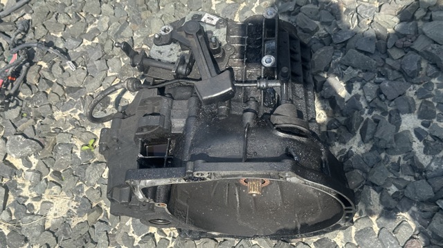 Коробка передач 6M5R7002YA FORD