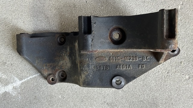 Кронштейн крепления генератора 6T1Q10239BC FORD