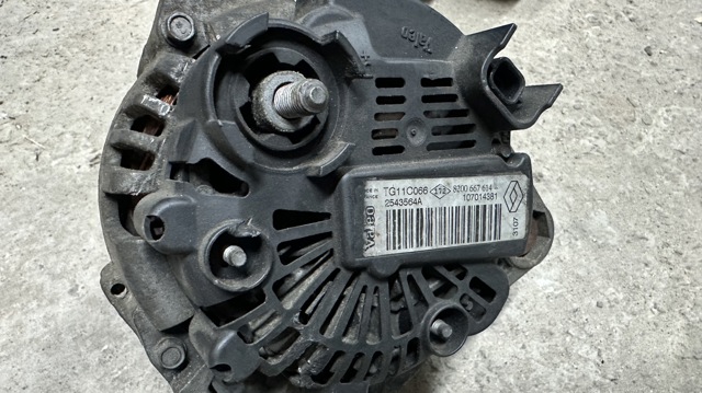 RENAULT 8200667614 Генератор в наличии Львов