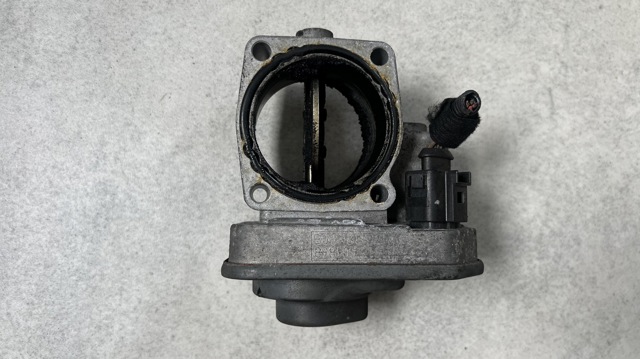 Заслонка воздушная 8981052101 OPEL