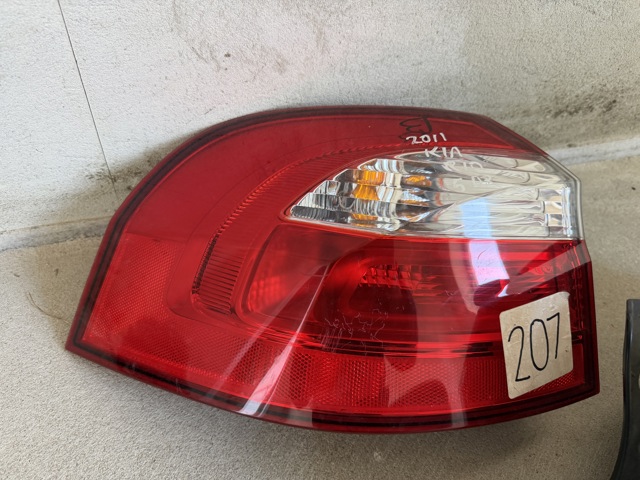 HYUNDAI 924011W2 Фонарь задний левый внешний в наличии Сумы