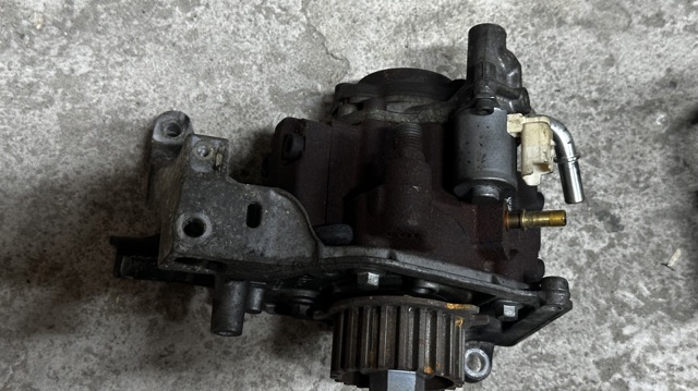 Насос топливный высокого давления 9676289780 PEUGEOT
