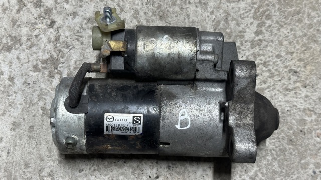 Стартер двигателя M001T81582 MAZDA