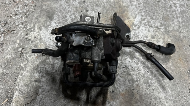 Насос топливный высокого давления R2AA13800 MAZDA