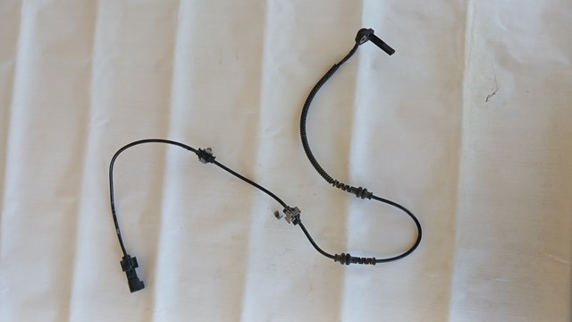 Датчик ABS передний 39002171 GM