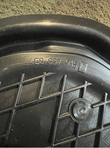 VAG 4G8837915C в наличии Ирпень