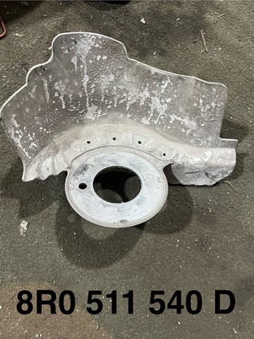 8R0511540D Защита амортизатора заднего купить Житомир