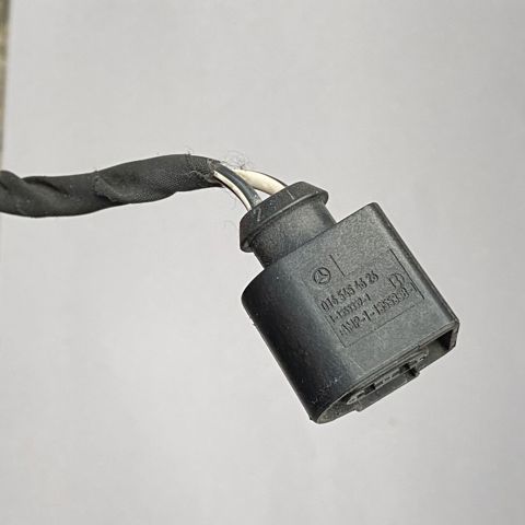 Разъем (фишка) генератора 0165454626 MERCEDES