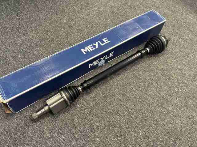 Привод правый XX5Q6407272S MARKET (OEM)