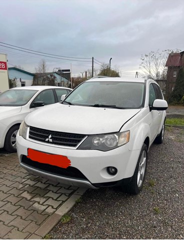 Облицовка радиатора Митсубиси Аутлендер 2 40