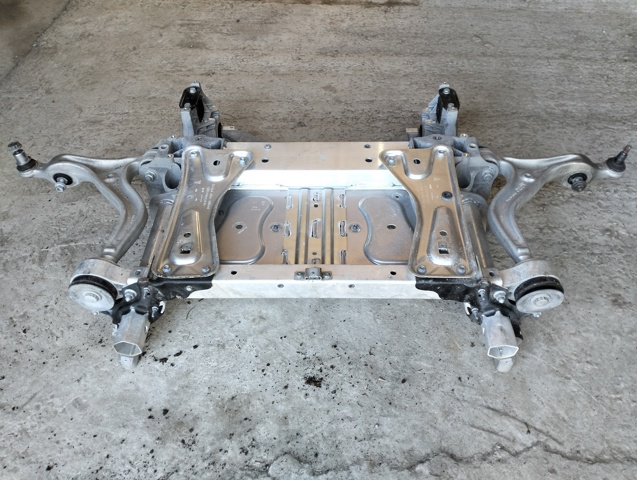 9J1400048C VAG Балка передней подвески (подрамник) купить в Запорожье