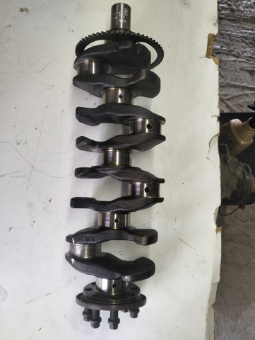 Коленчатый вал SH0111300C MAZDA