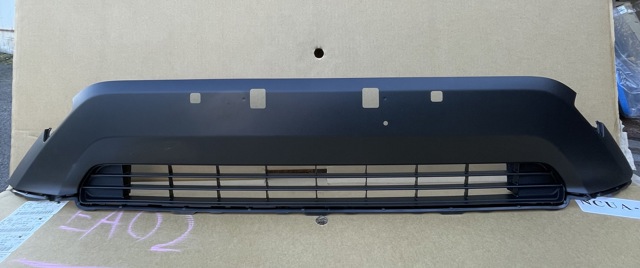 5311342121 TOYOTA Решетка бампера купить в Черновцы