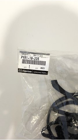 PY0110235 MAZDA Прокладка клапанной крышки купить в Ровно
