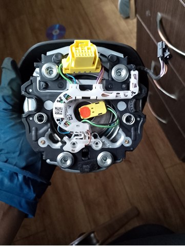 7CE880201F VAG Подушка безопасности водителя купить в Запорожье