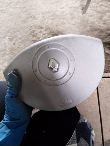 Подушка безопасности водителя 8200893587 RENAULT