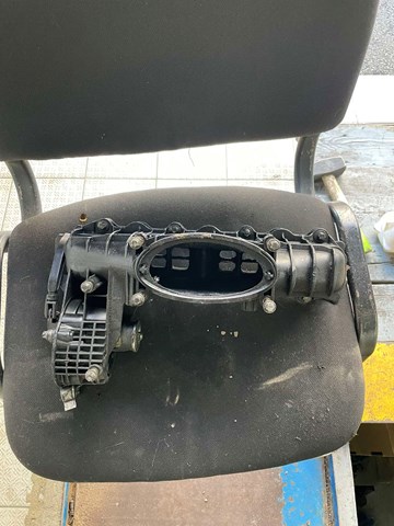 MERCEDES A2128850565 в наличии Чернигов