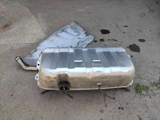 Танк топливный A2204702701 MERCEDES