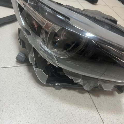 MAZDA TM52510K0C Правая фара в наличии Кривой Рог