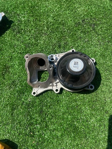 BMW 11518516204 Помпа в наличии Харьков