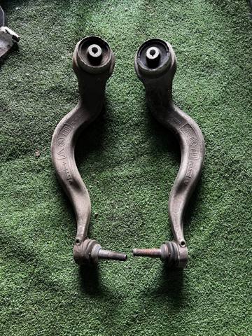 Рычаг передний нижний левый 31126854723 BMW