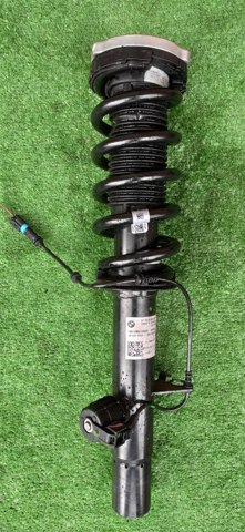 Стойка передняя левая 37106896439 BMW