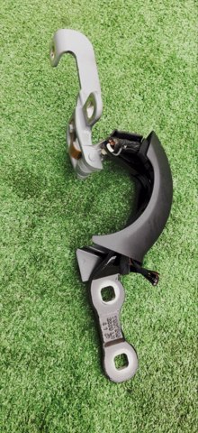 Петля задней багажной, 3/5 -ой двери 41007494943 BMW