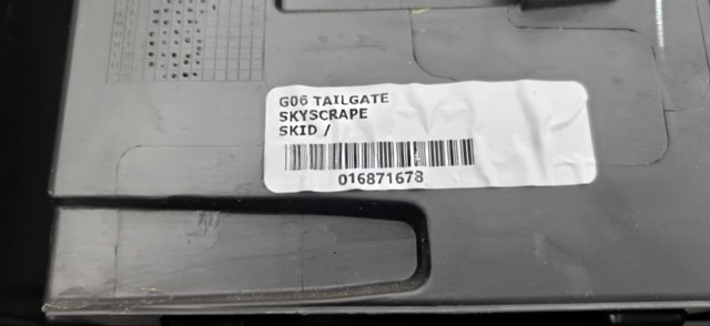 51139881847 BMW Накладка крышки багажника купить в Житомир