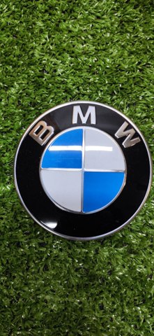 Фирменный значок 51147499154 BMW