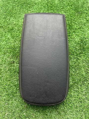 Крышка подлоктника 51169322048 BMW