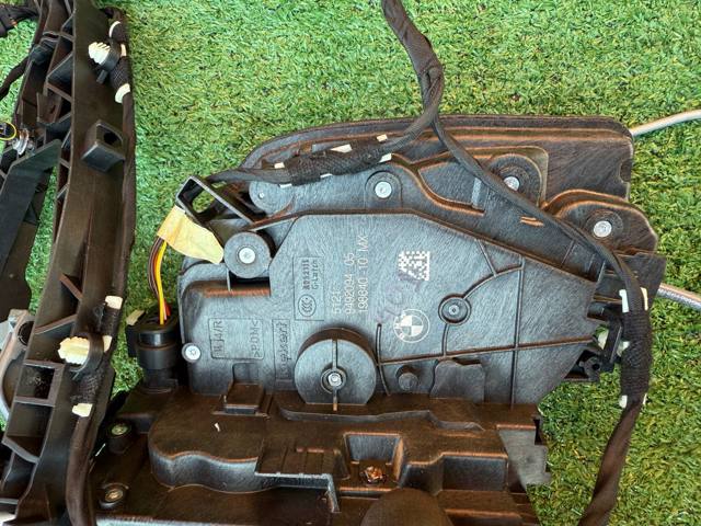Дверной замок передний правый 51219492094 BMW