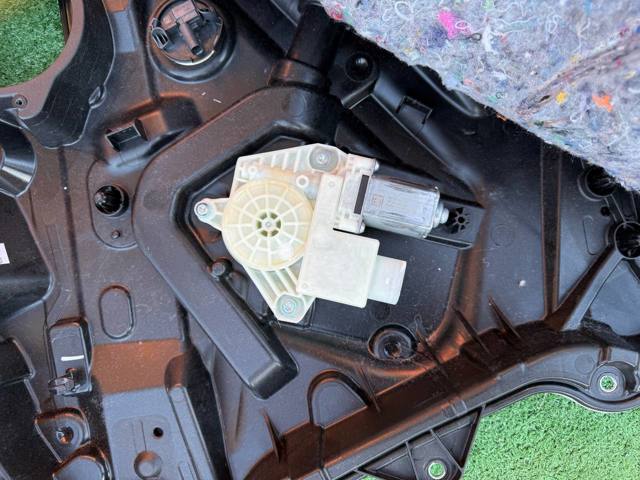 BMW 51337498152 Стеклоподъемник передней правой двери в наличии Ужгород