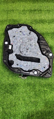 Стеклоподъемник задней левой двери 51359463717 BMW