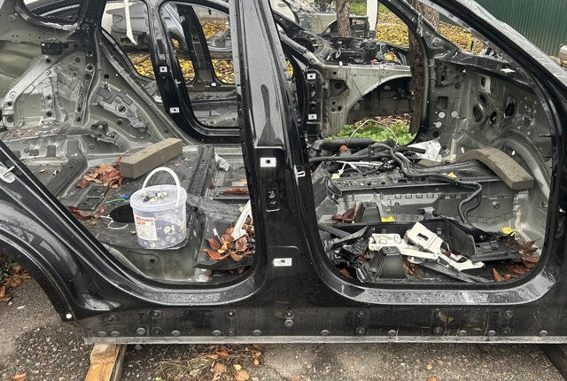 Проем передней левой двери 41007955059 BMW