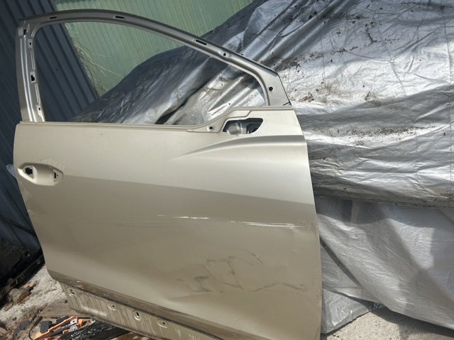 VAG 89A831052 Дверь передняя правая в наличии Чернигов