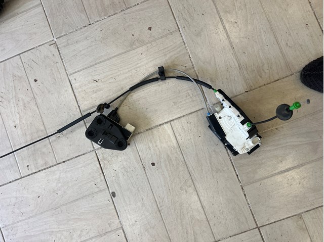 Замок передней левой двери 112619900B Tesla Model