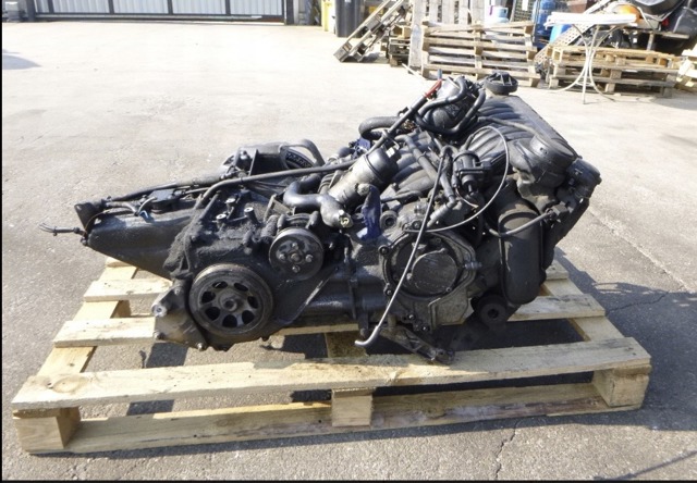 Блок цилиндров двигателя 6680102505 MERCEDES