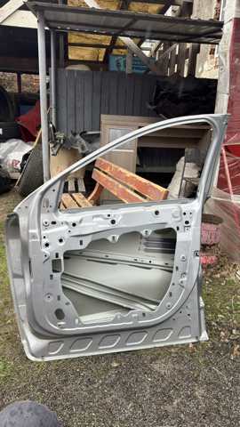 2505234 FORD Дверь передняя правая купить в Николаев