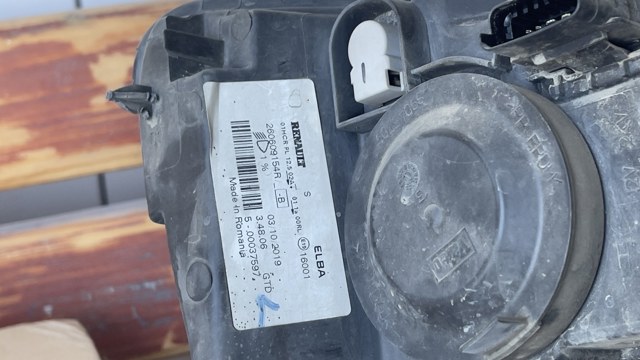 260609154R RENAULT Фара левая купить в Запорожье