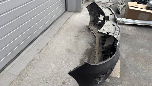 RENAULT 620220594R Бампер передний в наличии Хмельницкий