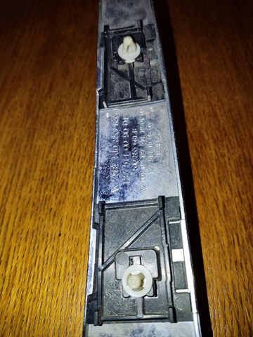 5J0853633 VAG Молдинг капота купить в Николаев