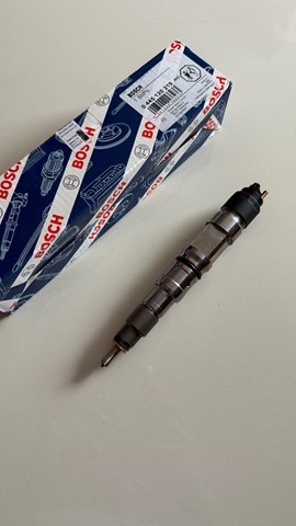 Клапанная форсунка 0445120219 BOSCH