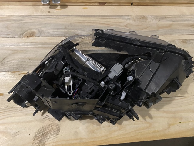 VOLVO 32228550 в наличии Украина