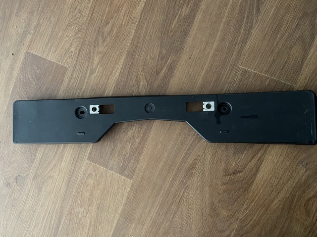 TOYOTA 5211442150 Панель крепления номерного знака переднего в наличии Черкассы