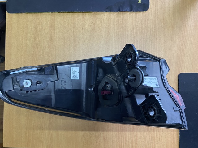 63218493814 BMW Фонарь задний правый внешний купить в Харьков