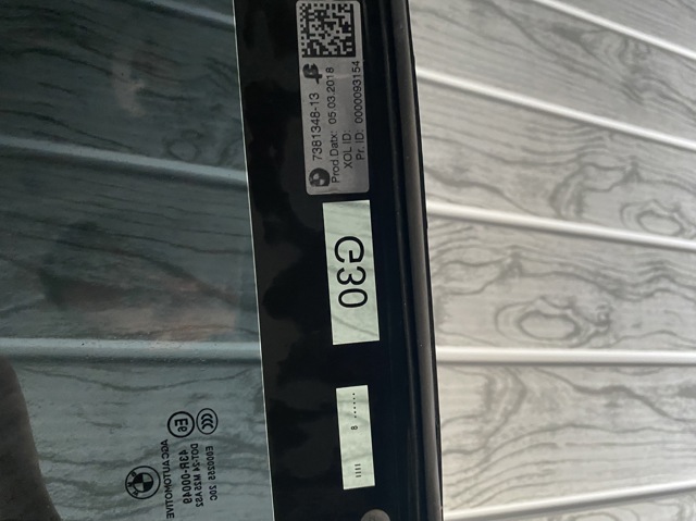 7381348 BMW Стекло-форточка двери задней правой купить в Ровно