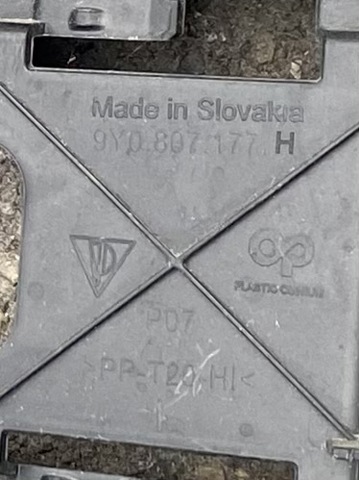 9Y0807177 PORSCHE Направляющая переднего бампера левая купить в Павлоград