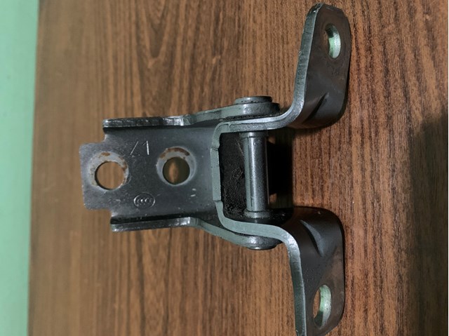 KD5359210 MAZDA Петля двери передней левой купить в Ужгород