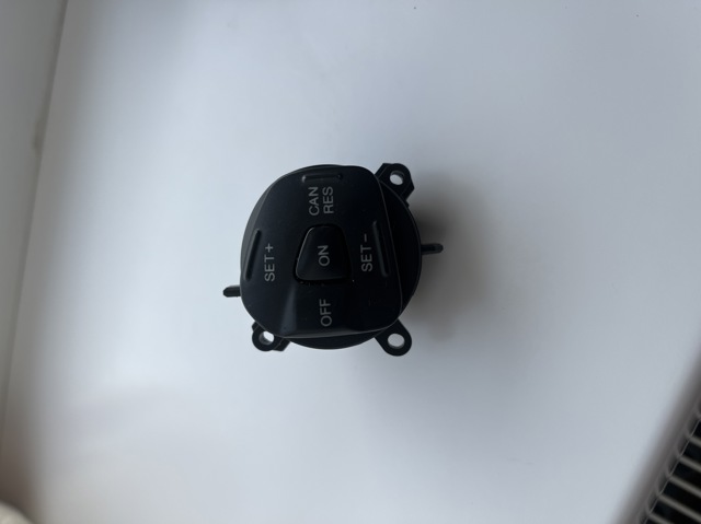 Блок кнопочных переключателей рулевого колеса AB399E740AA FORD