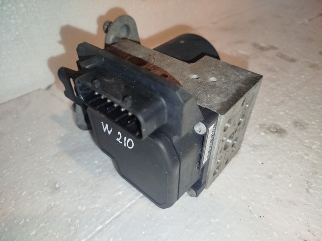 Блок управления АБС  A0034313012 MERCEDES